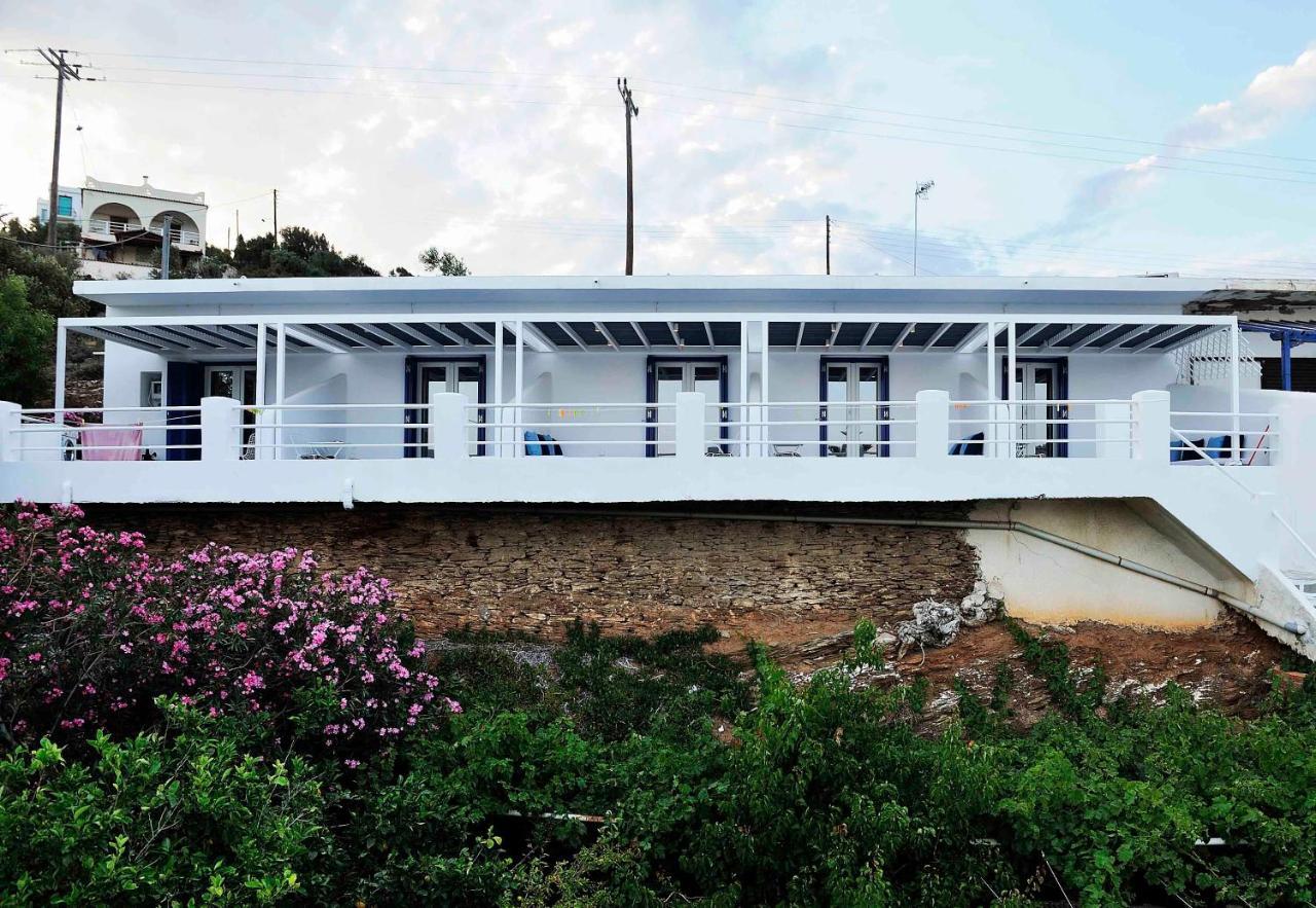Beba'S Studios Batsíon Exterior foto
